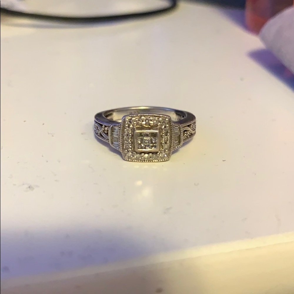 Gorgeous ring